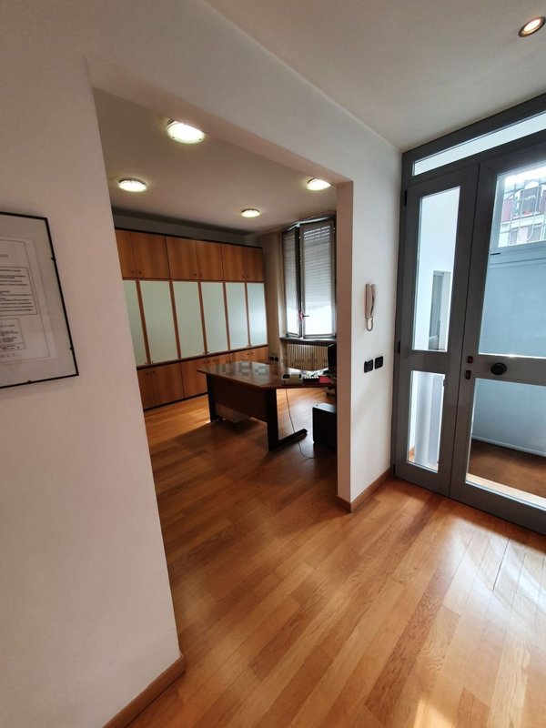 appartamento in vendita a Sesto San Giovanni in zona Rondò/Torretta