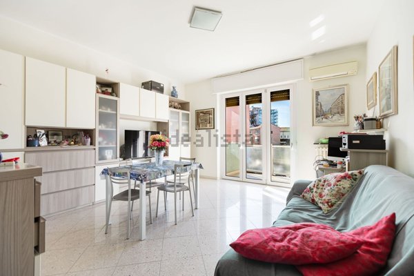 appartamento in vendita a Sesto San Giovanni in zona Rondinella