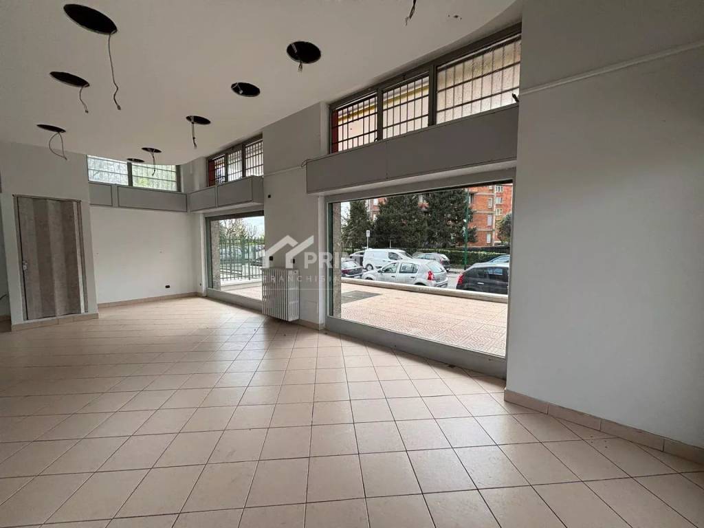 negozio in vendita a Sesto San Giovanni