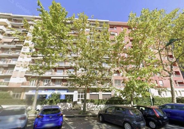 negozio in vendita a Sesto San Giovanni