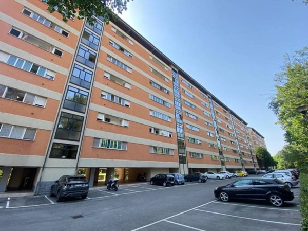 appartamento in vendita a Sesto San Giovanni in zona Cascina de' Gatti