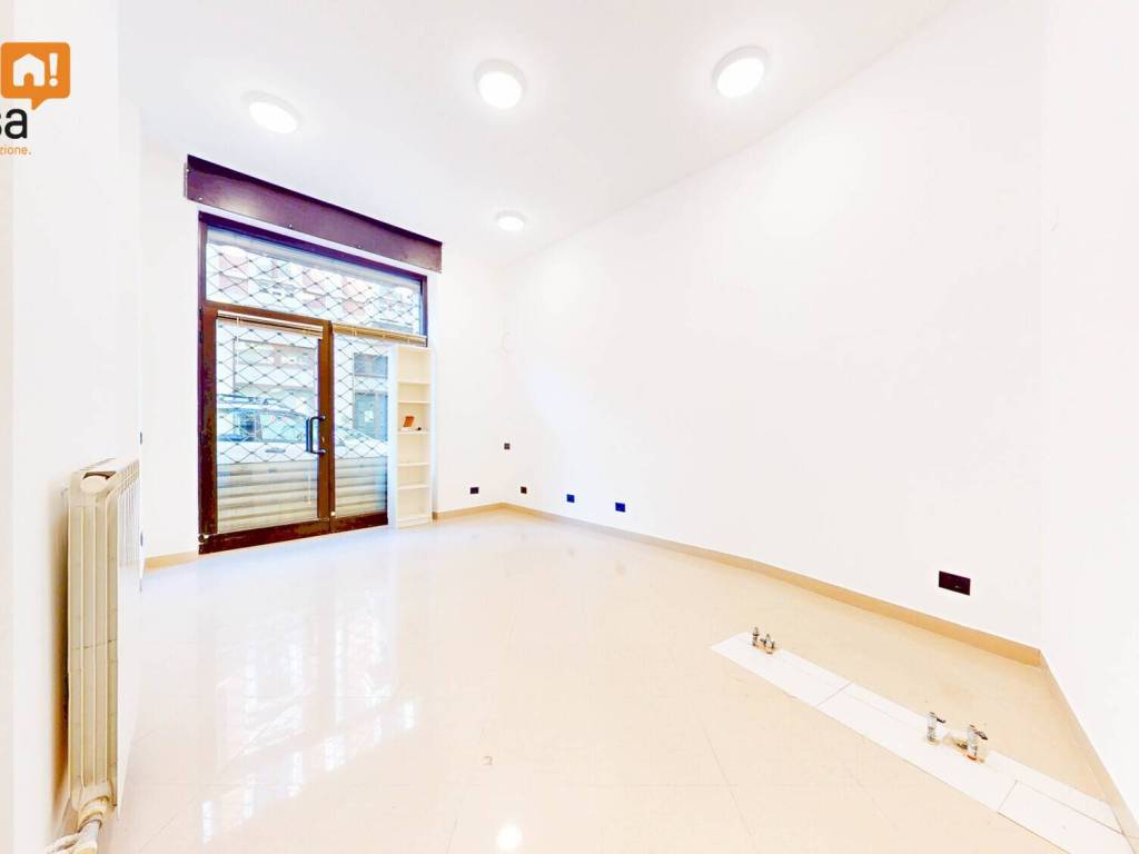 negozio in vendita a Sesto San Giovanni in zona Rondò/Torretta