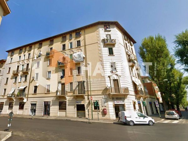 negozio in vendita a Sesto San Giovanni