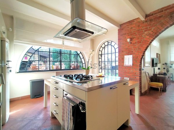 casa indipendente in vendita a Sesto San Giovanni in zona Parpagliona