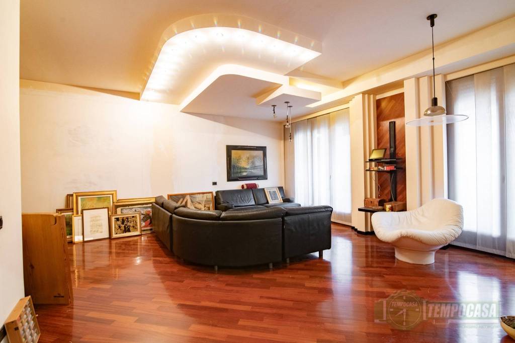 appartamento in vendita a Sesto San Giovanni