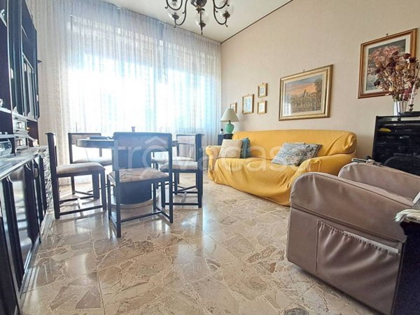 appartamento in vendita a Sesto San Giovanni in zona Rondinella