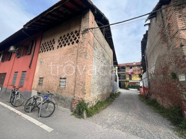 locale commerciale in vendita a Sesto San Giovanni in zona Parpagliona