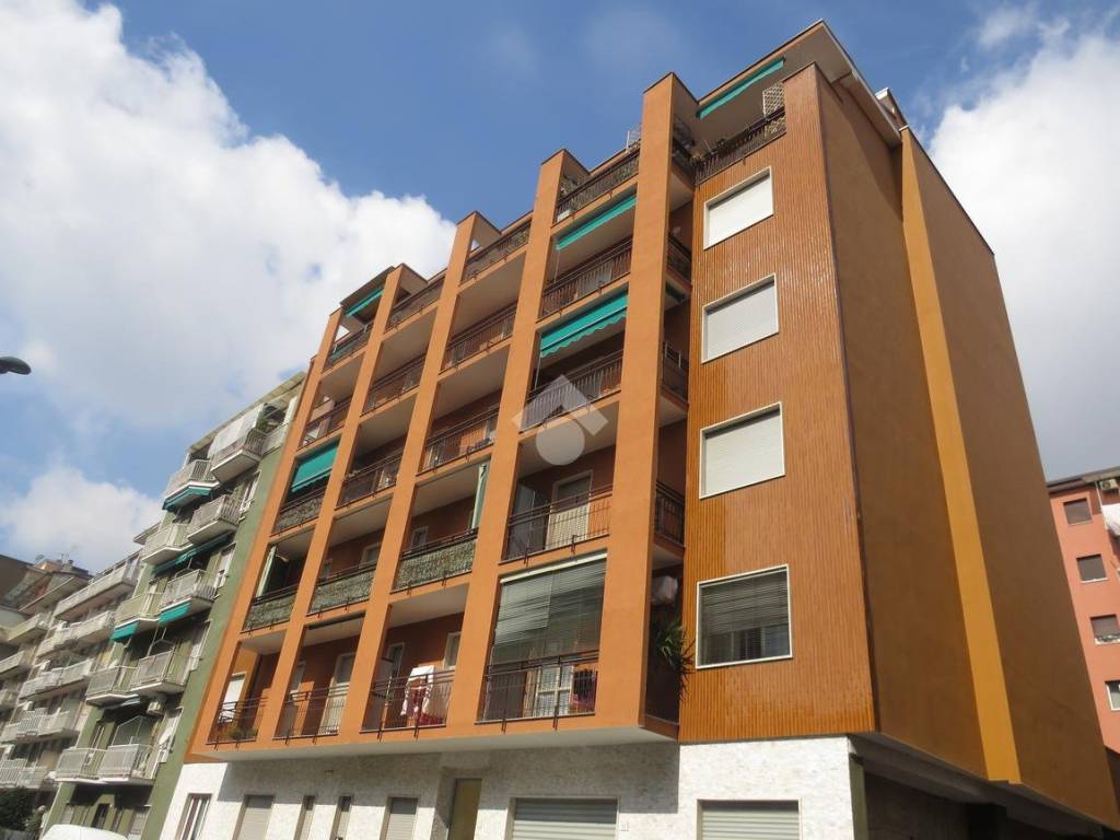 appartamento in vendita a Sesto San Giovanni in zona Rondò/Torretta