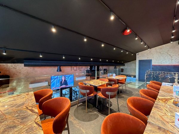 negozio in vendita a Sesto San Giovanni