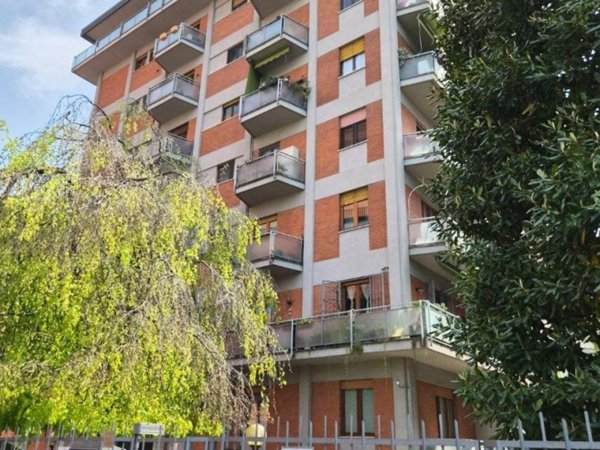 appartamento in vendita a Sesto San Giovanni in zona Rondò/Torretta