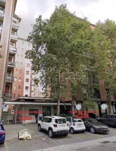 locale commerciale in vendita a Sesto San Giovanni