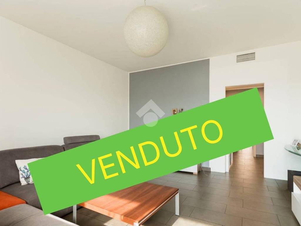 appartamento in vendita a Sesto San Giovanni in zona Rondinella