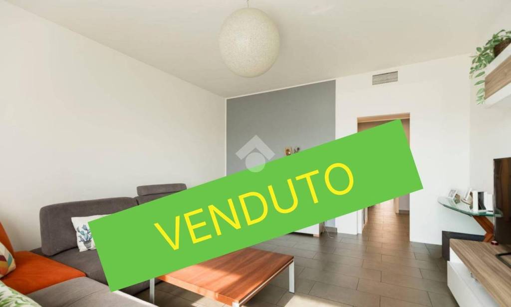 appartamento in vendita a Sesto San Giovanni in zona Rondinella
