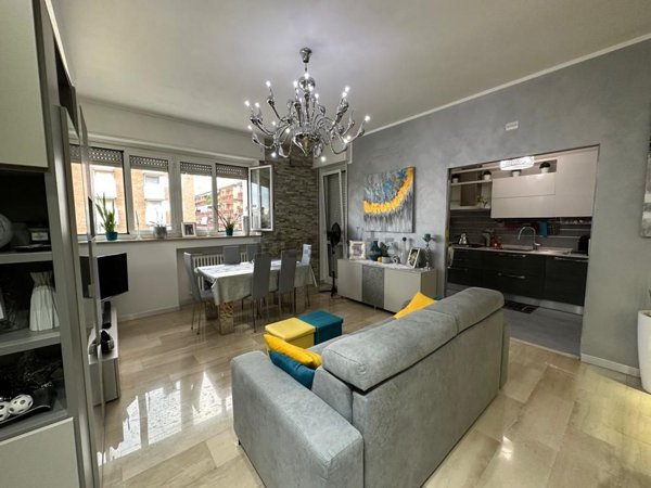 appartamento in vendita a Sesto San Giovanni