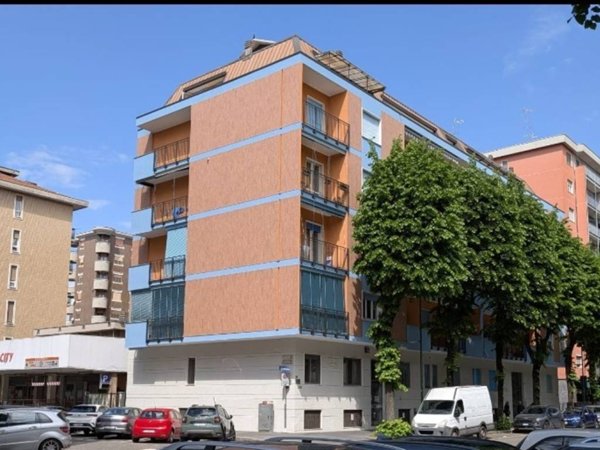 appartamento in vendita a Sesto San Giovanni in zona Rondò/Torretta