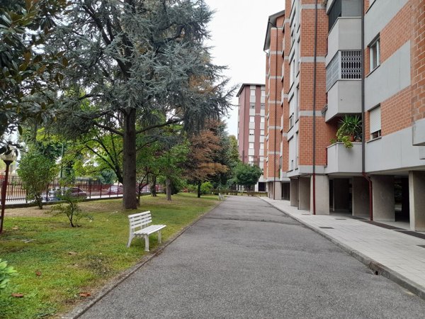 appartamento in vendita a Sesto San Giovanni in zona Parpagliona