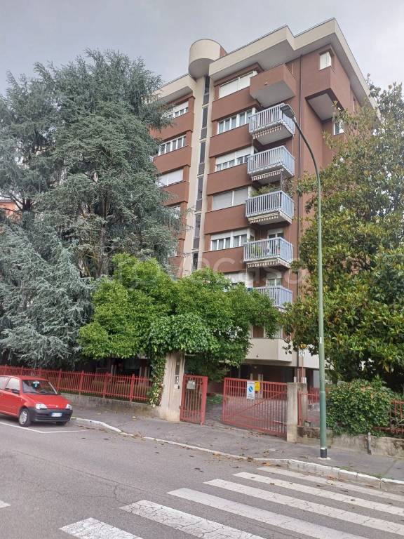 appartamento in vendita a Sesto San Giovanni in zona Parpagliona