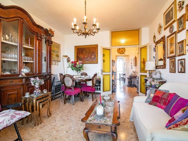 appartamento in vendita a Sesto San Giovanni in zona Rondinella
