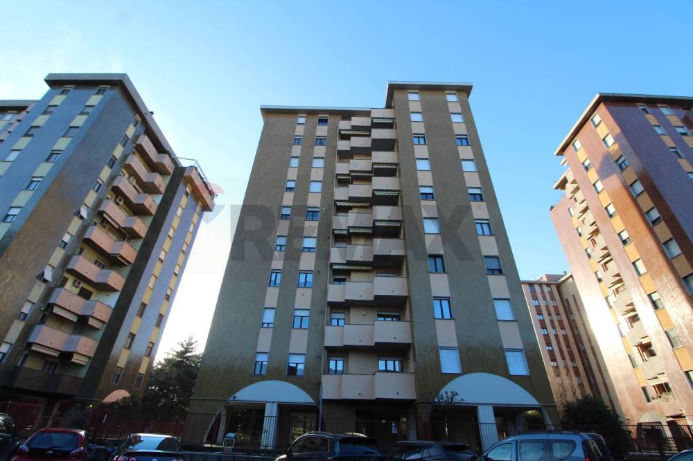 negozio in vendita a Sesto San Giovanni
