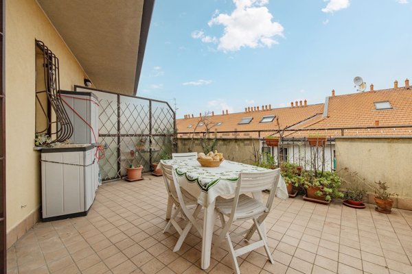appartamento in vendita a Sesto San Giovanni in zona Restellone