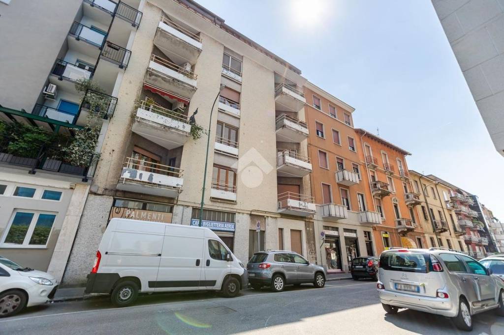 appartamento in vendita a Sesto San Giovanni in zona Rondò/Torretta