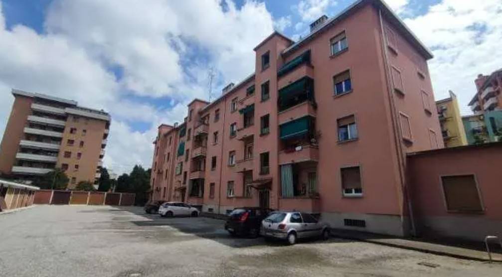 appartamento in vendita a Sesto San Giovanni in zona Rondò/Torretta