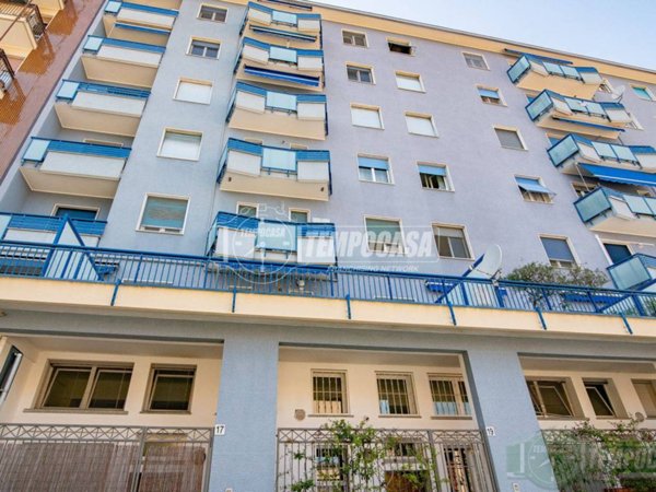 appartamento in vendita a Sesto San Giovanni in zona Rondinella