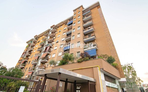 appartamento in vendita a Sesto San Giovanni in zona Rondinella