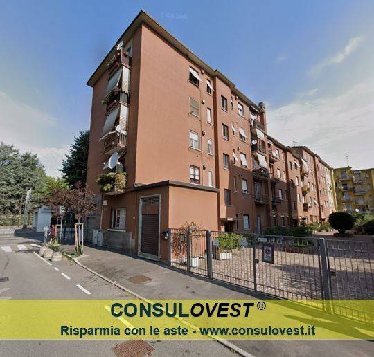 appartamento in vendita a Sesto San Giovanni in zona Pelucca/Villaggio Falck