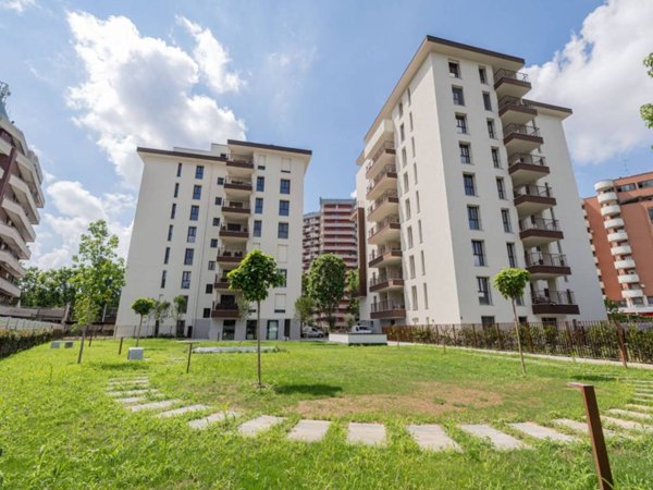 appartamento in vendita a Sesto San Giovanni in zona Rondinella