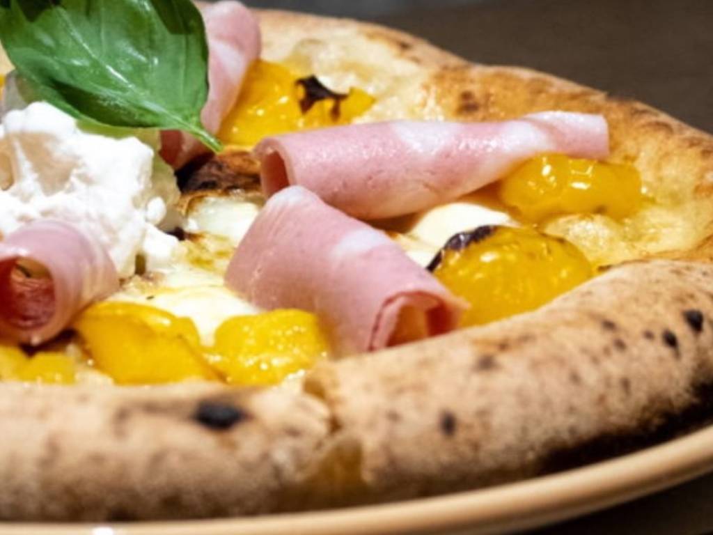 negozio in vendita a Sesto San Giovanni in zona Rondinella