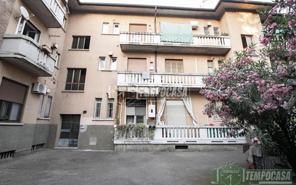 appartamento in vendita a Sesto San Giovanni in zona Rondò/Torretta