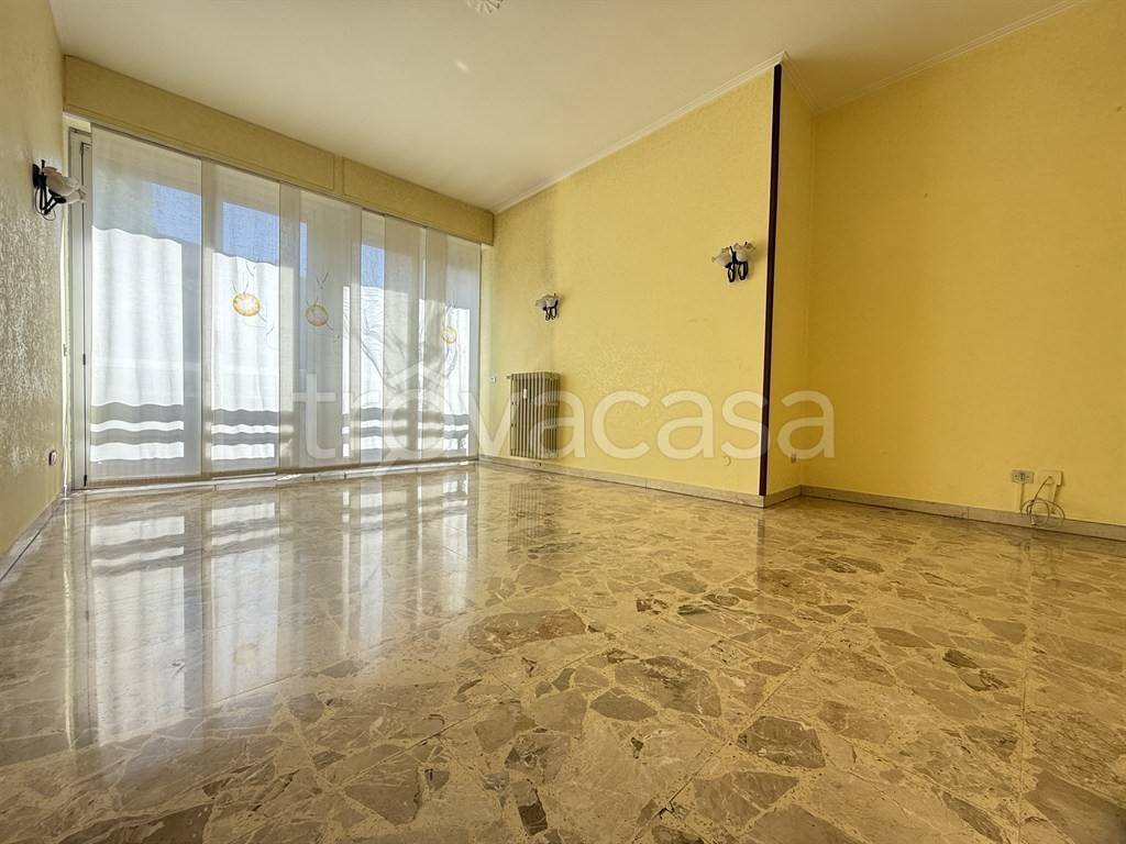 appartamento in vendita a Sesto San Giovanni in zona Rondinella