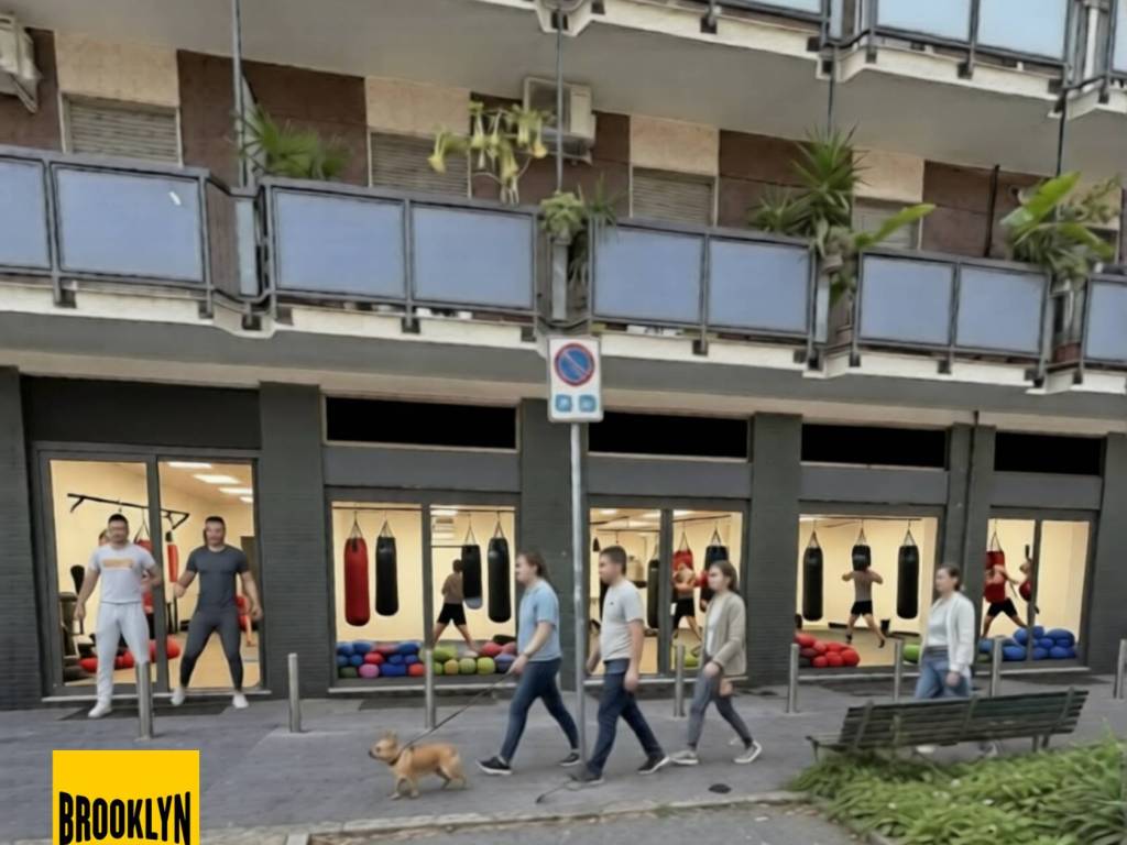 negozio in vendita a Sesto San Giovanni in zona Le Corti