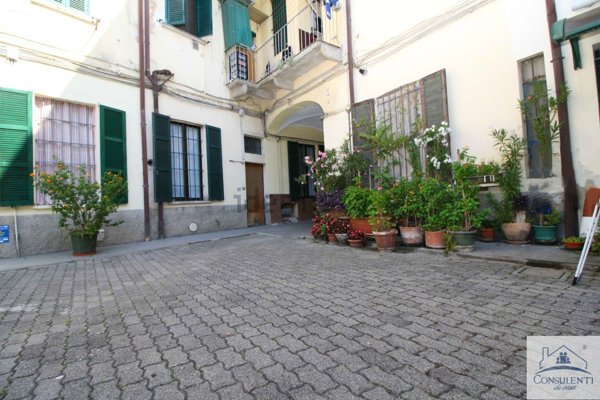appartamento in vendita a Sesto San Giovanni in zona Rondò/Torretta