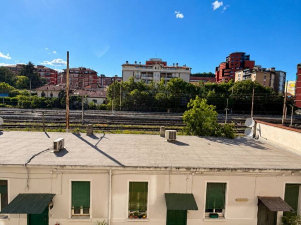 appartamento in vendita a Sesto San Giovanni in zona Restellone