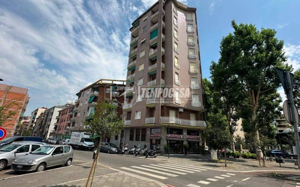 appartamento in vendita a Sesto San Giovanni in zona Rondinella