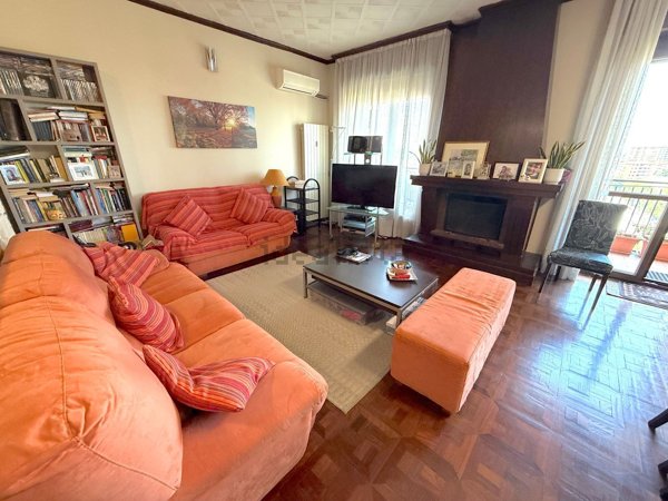 appartamento in vendita a Sesto San Giovanni in zona Rondinella