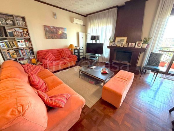 appartamento in vendita a Sesto San Giovanni in zona Rondinella