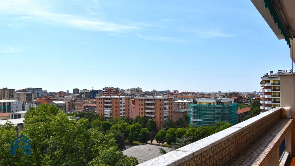 appartamento in vendita a Sesto San Giovanni in zona Rondinella