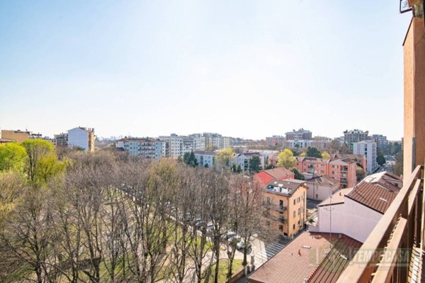 appartamento in vendita a Sesto San Giovanni in zona Rondò/Torretta