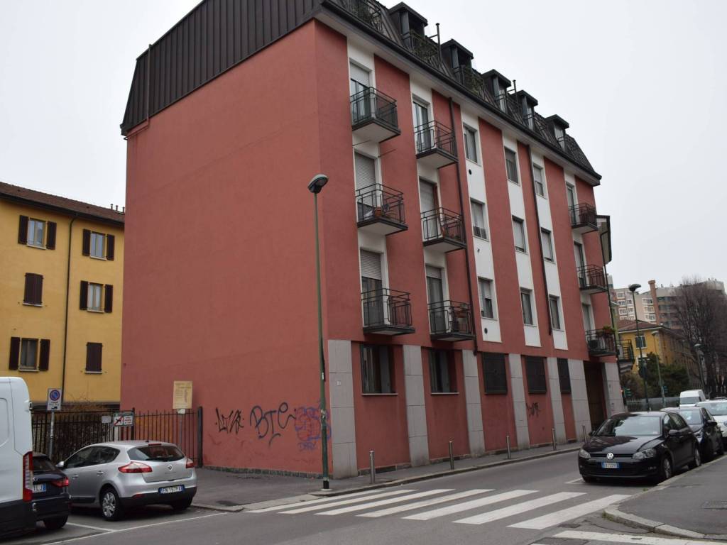 appartamento in vendita a Sesto San Giovanni in zona Le Corti