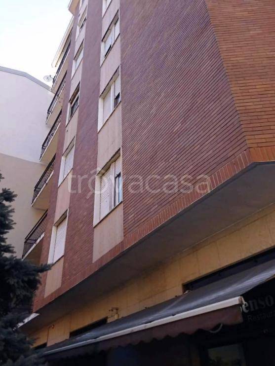 appartamento in vendita a Sesto San Giovanni in zona Rondinella