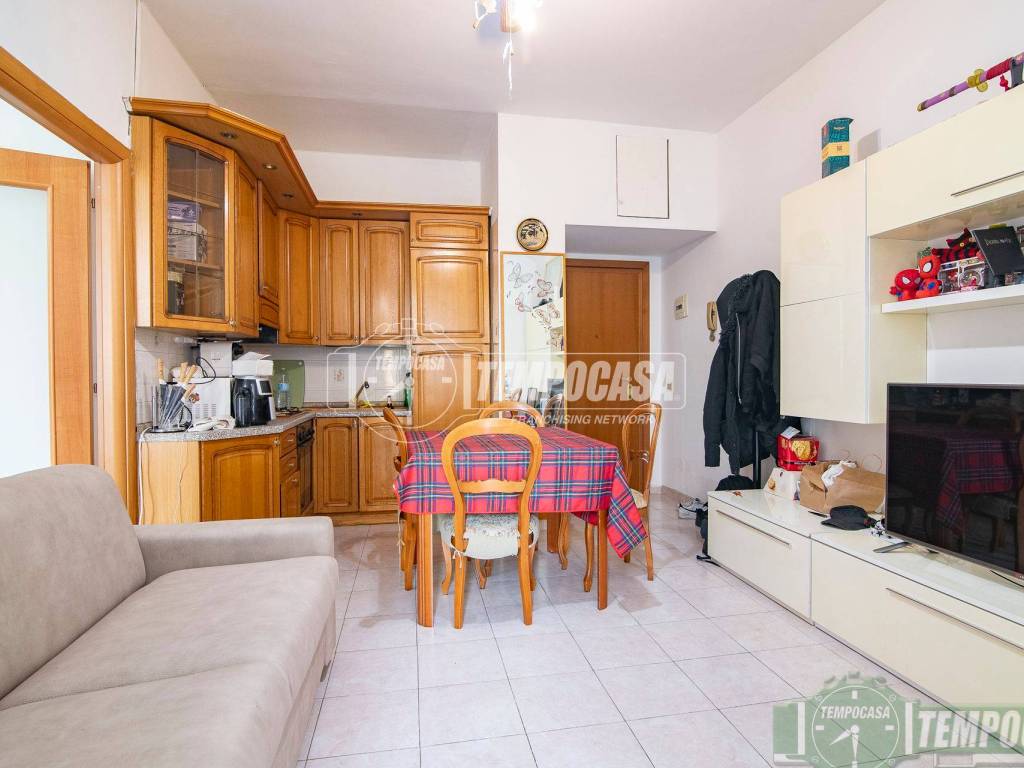 appartamento in vendita a Sesto San Giovanni in zona Rondinella