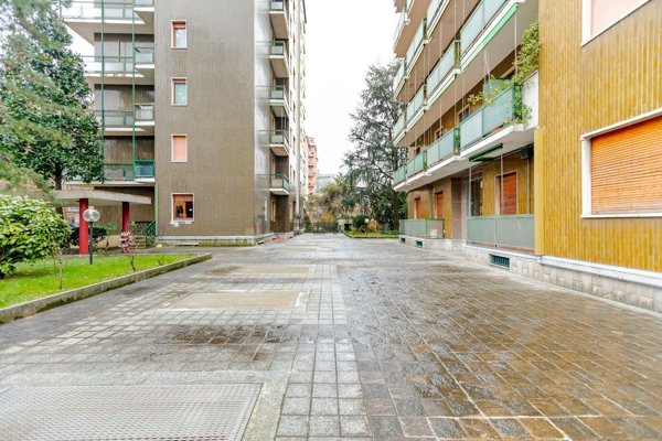 appartamento in vendita a Sesto San Giovanni in zona Rondinella