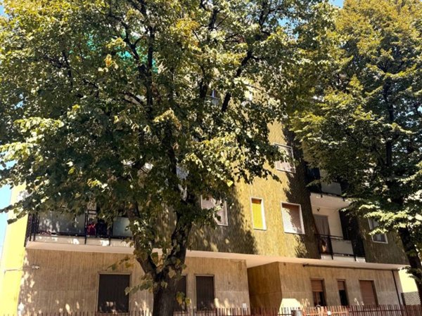 appartamento in vendita a Sesto San Giovanni in zona Cascina de' Gatti