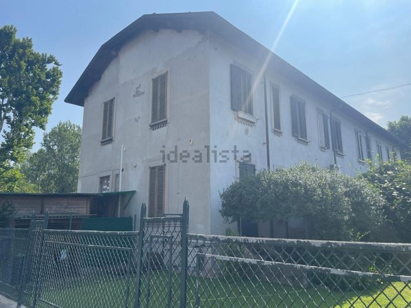 appartamento in vendita a Sesto San Giovanni in zona Pelucca/Villaggio Falck