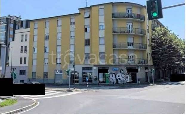 appartamento in vendita a Sesto San Giovanni in zona Pelucca/Villaggio Falck