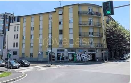 appartamento in vendita a Sesto San Giovanni in zona Pelucca/Villaggio Falck