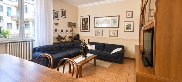 casa indipendente in vendita a Sesto San Giovanni in zona Le Corti
